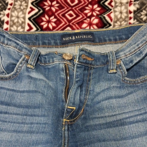 Rock and Republic Shorts - Picture 2 of 5